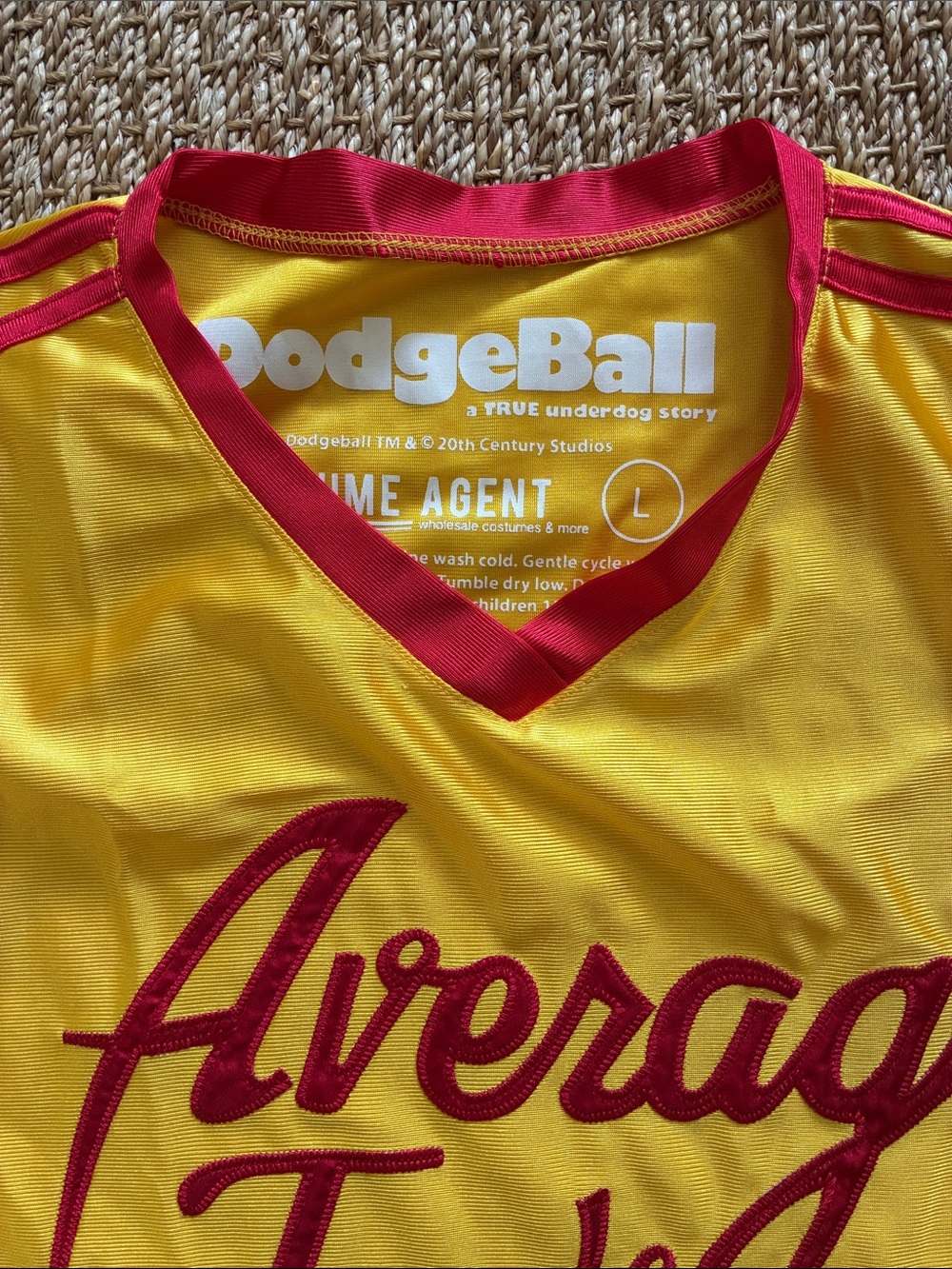 Men’s Dodgeball Average Joe Costume, 4 Pieces, Large - Picture 2 of 4